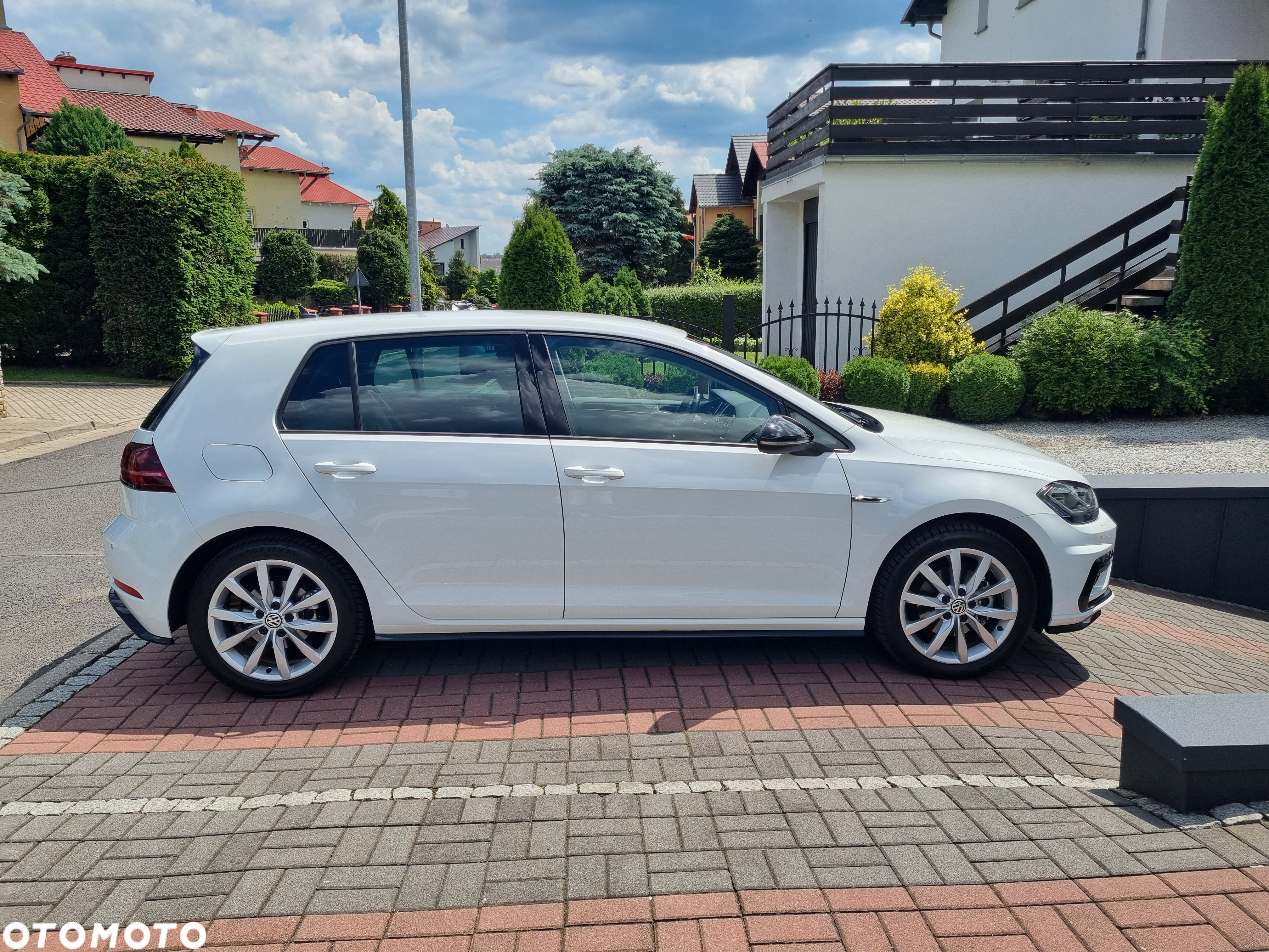 Volkswagen Golf 2.0 TDI (BlueMotion Technology) Highline - 9