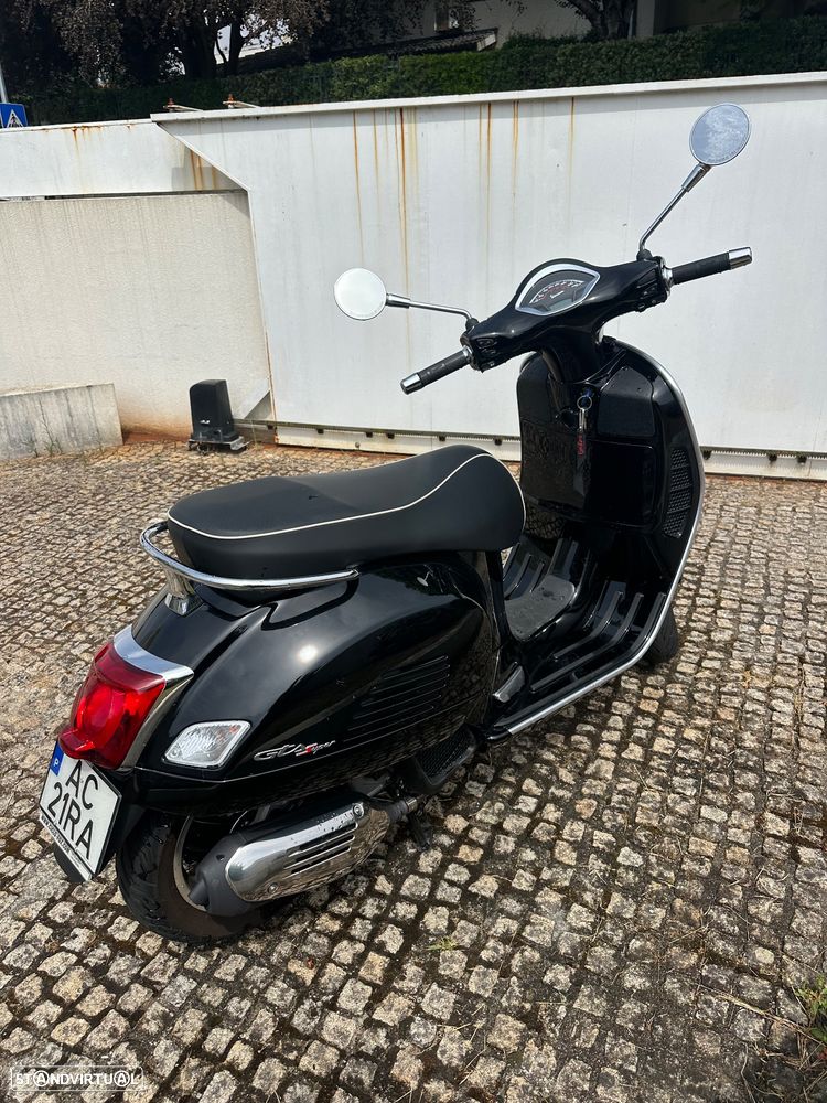 Vespa GTS Super - 5