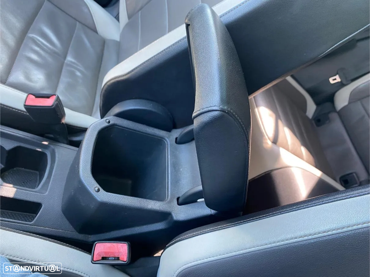 VW T-Roc 1.0 TSI OPF UNITED - 29
