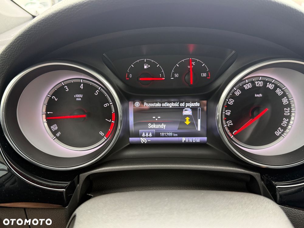 Opel Astra 1.6 T GPF Dynamic S&S - 17