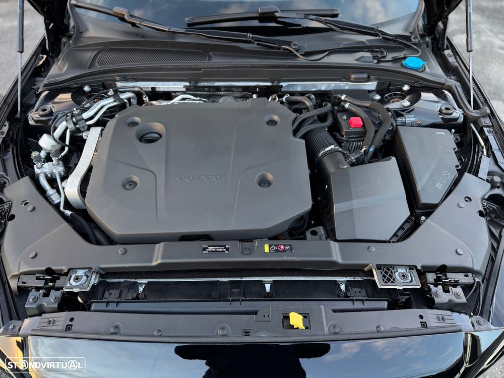 Volvo V60 2.0 B4 Momentum Plus Geartronic - 26