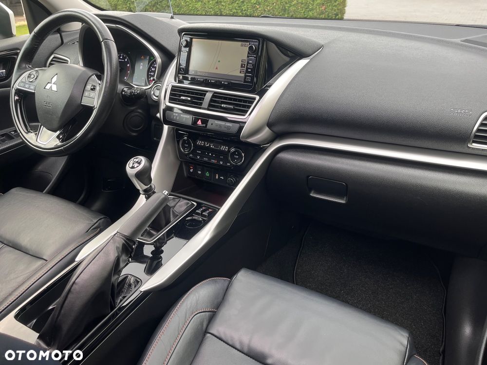 Mitsubishi Eclipse Cross 1.5 T Intense - 35