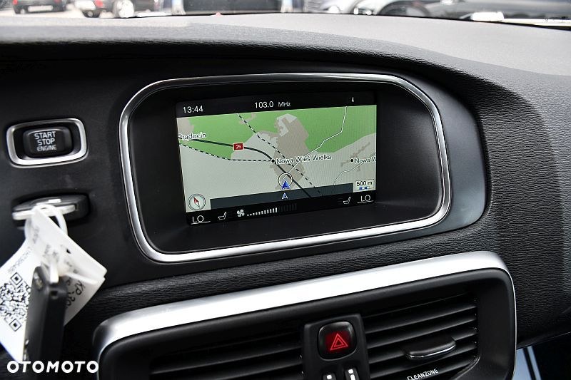 Volvo V40 T3 Momentum - 15
