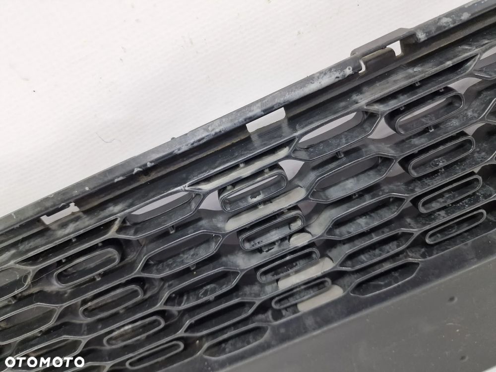 PEUGEOT 107 LIFT 11- KRATKA ŚRODKOWA ZDERZAKA PRZEDNIEGO PRZÓD , NR 53111-0H050 , NR AUKCJI KR430 - 9