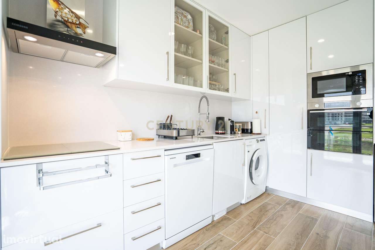 T2 semi-Novo com Terraço  e garagem, Pinhal Novo, Palmela - Grande imagem: 3/58