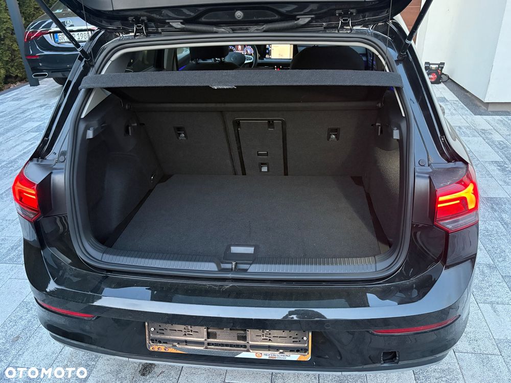 Volkswagen Golf - 34