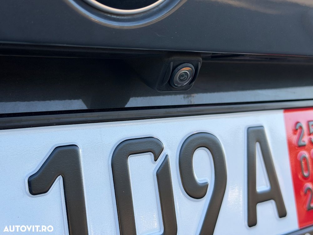 BMW Seria 3 - 36