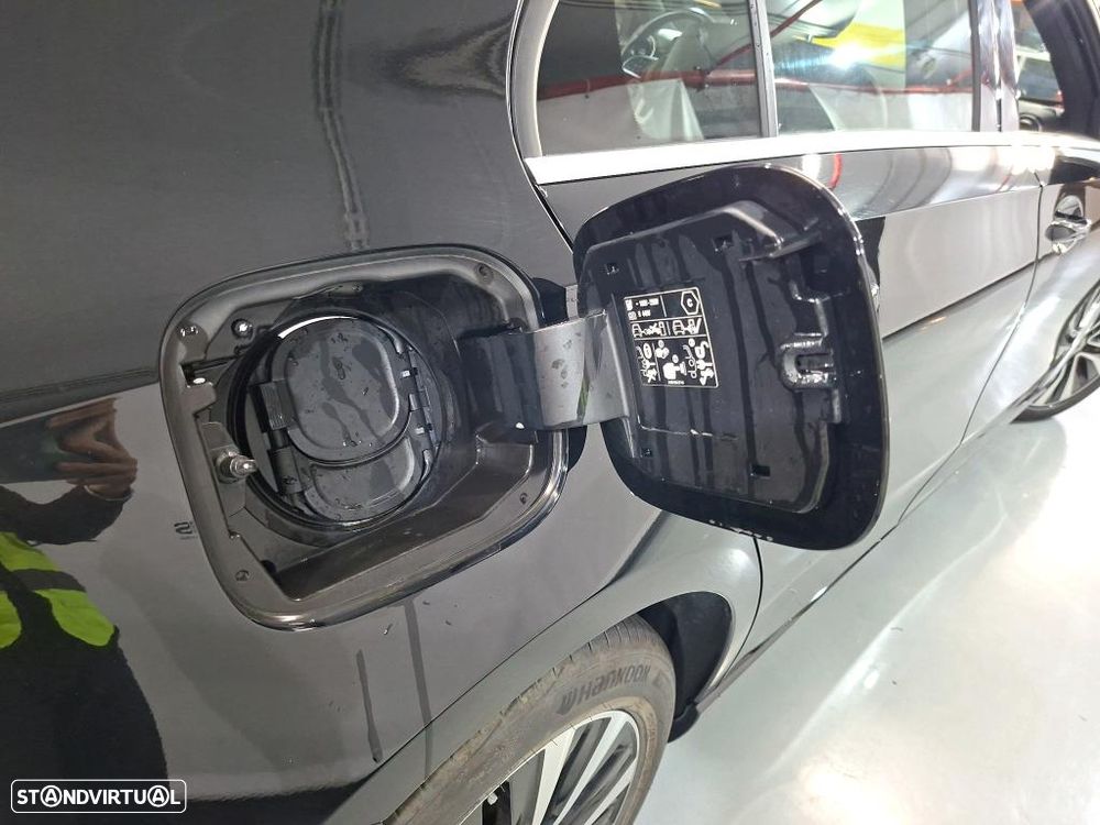 Mercedes-Benz A 250 e Style Plus - 10