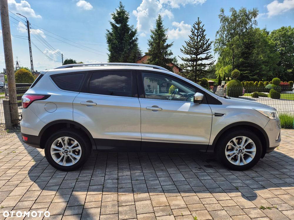 Ford Kuga 2.0 TDCi 4x2 Titanium - 32