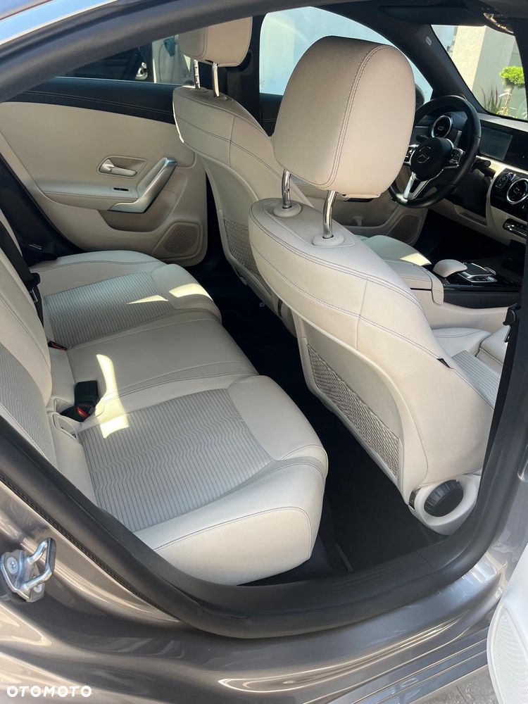 Mercedes-Benz CLA 200 Edition 1 7G-DCT - 8