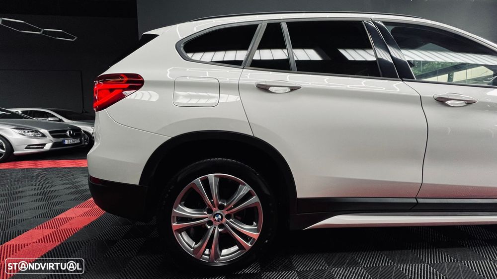 BMW X1 16 d sDrive Line Sport - 11