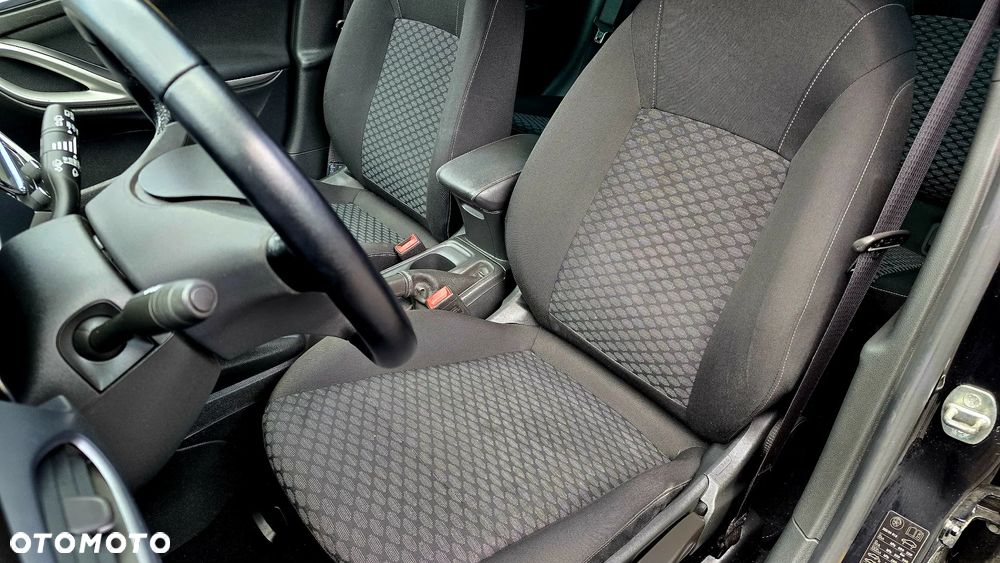 Opel Astra 1.4 Turbo Dynamic - 14