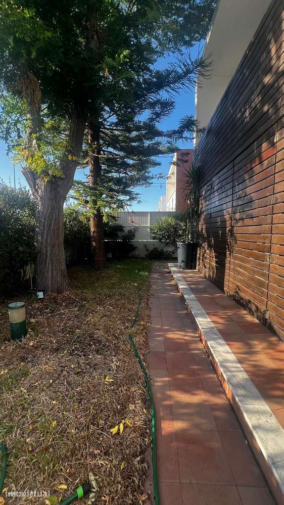 Moradia Isolada T5 | Jardim | Garagem - Grande imagem: 2/42