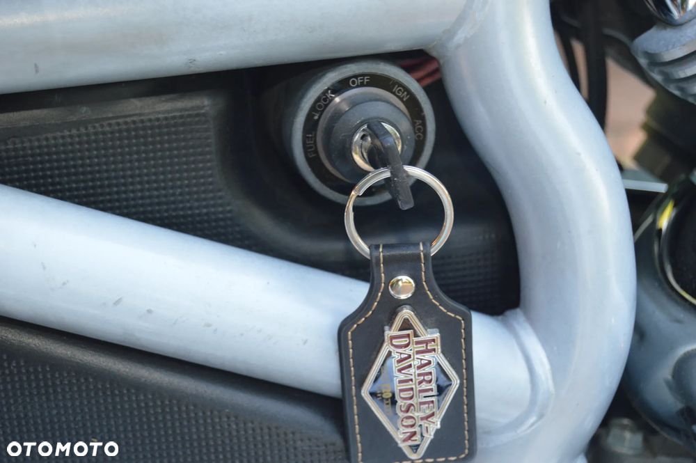 Harley-Davidson V-Rod Street Rod - 12