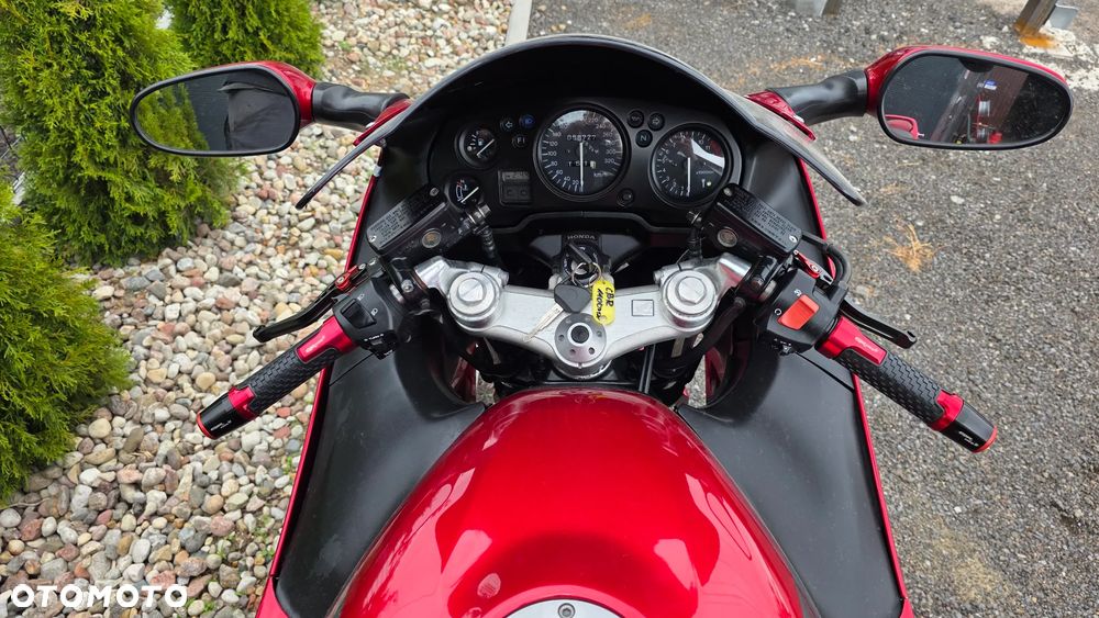 Honda CBR - 15