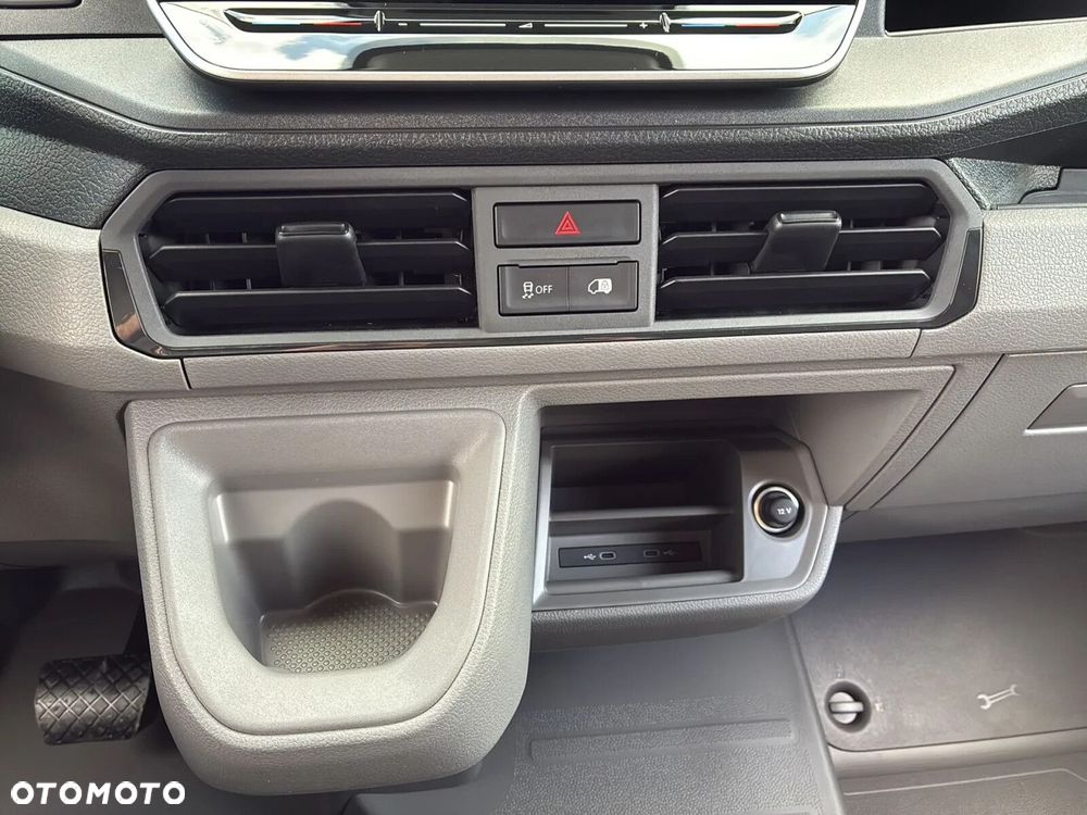 Volkswagen Crafter 35 Furgon Automat/LONG/L5H3, 2.0BiTDI 177KM, Automat, Wysoki dach, Long, r.o. 4490 - 32