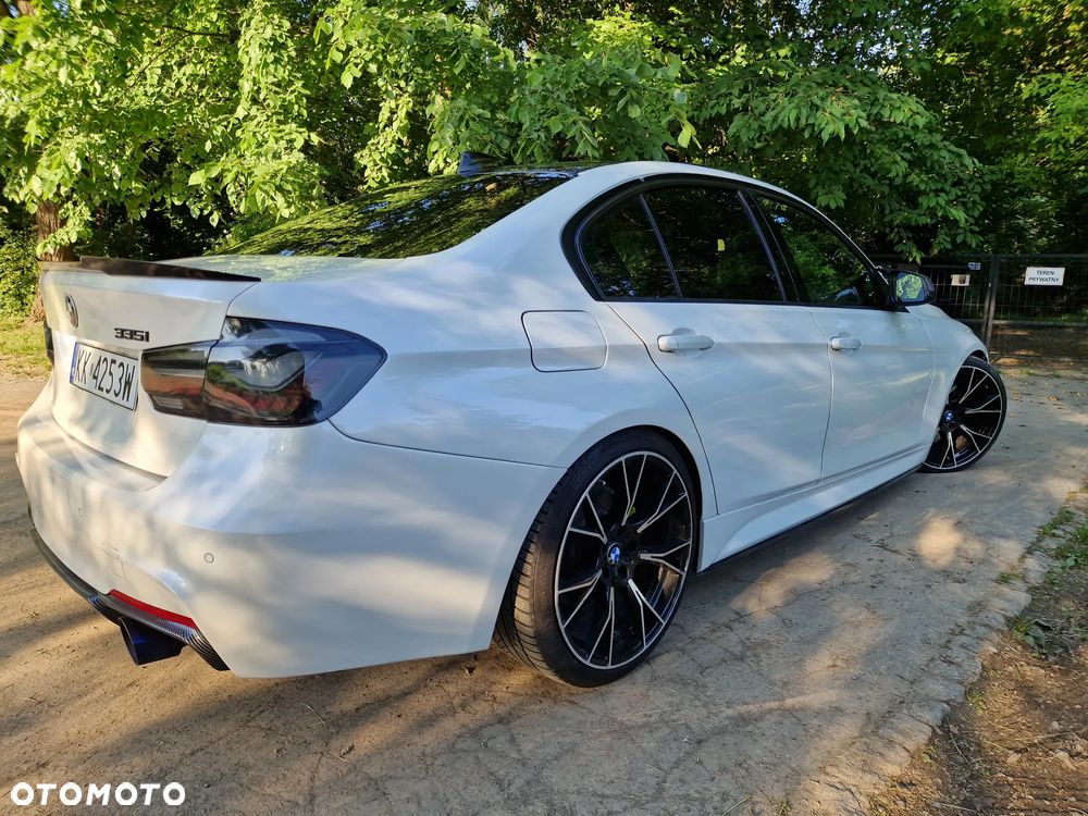 BMW Seria 3 335i Edition Sport - 4
