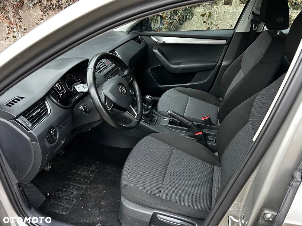 Skoda Octavia 1.4 TSI Active - 12