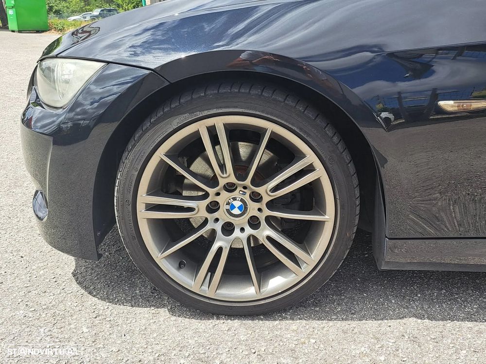 BMW 320 d Coupe - 15