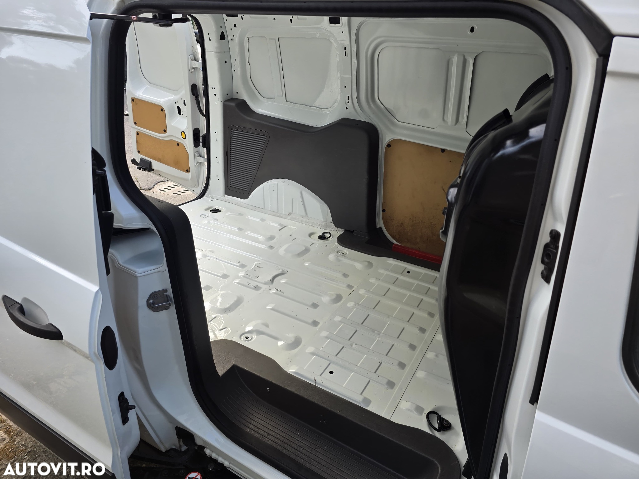 Ford Transit Connect 1.5 TDCI Combi Commercial LWB(L2) N1 Trend - 18