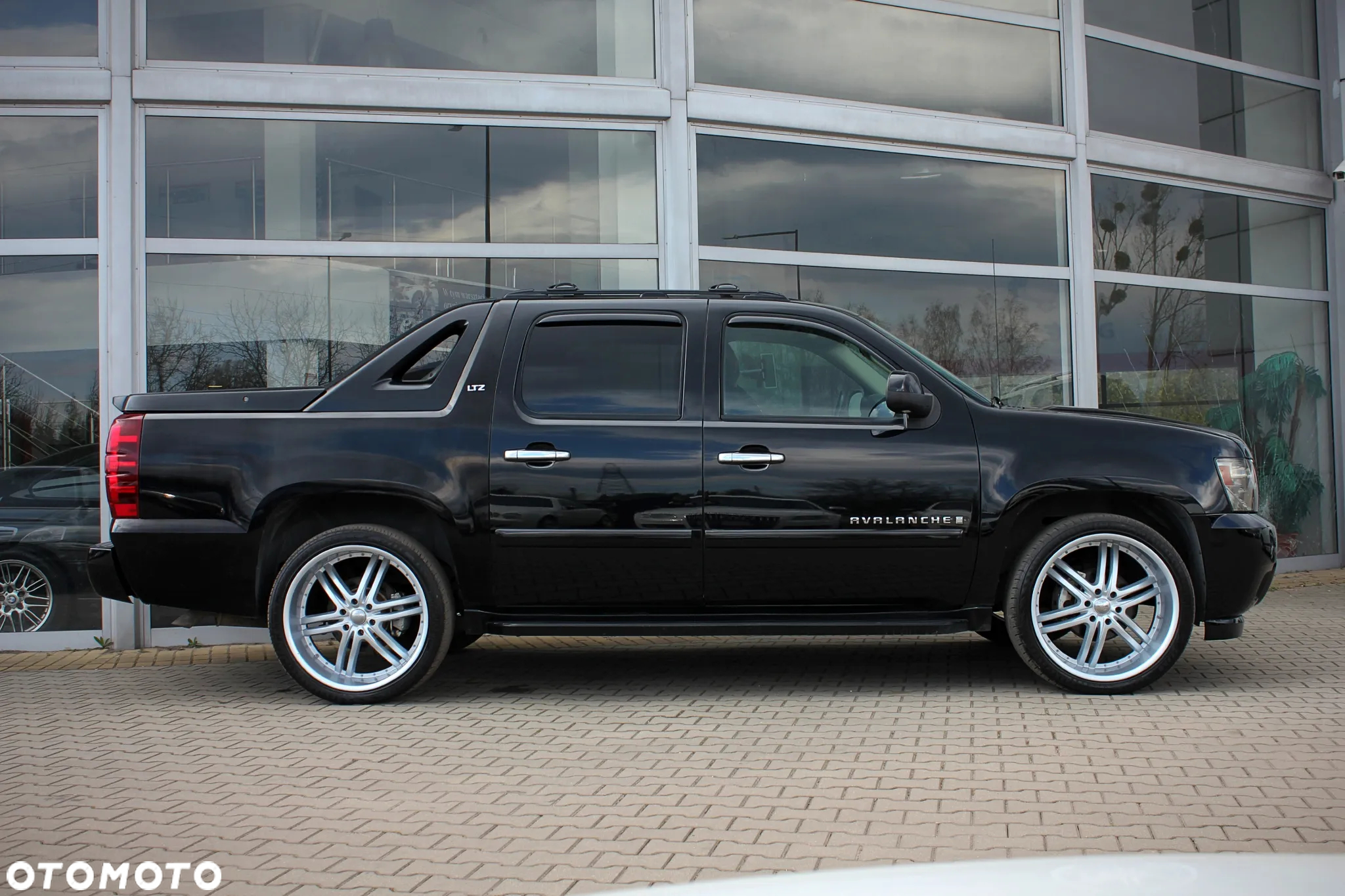 Chevrolet Avalanche 5.3 LS - 7