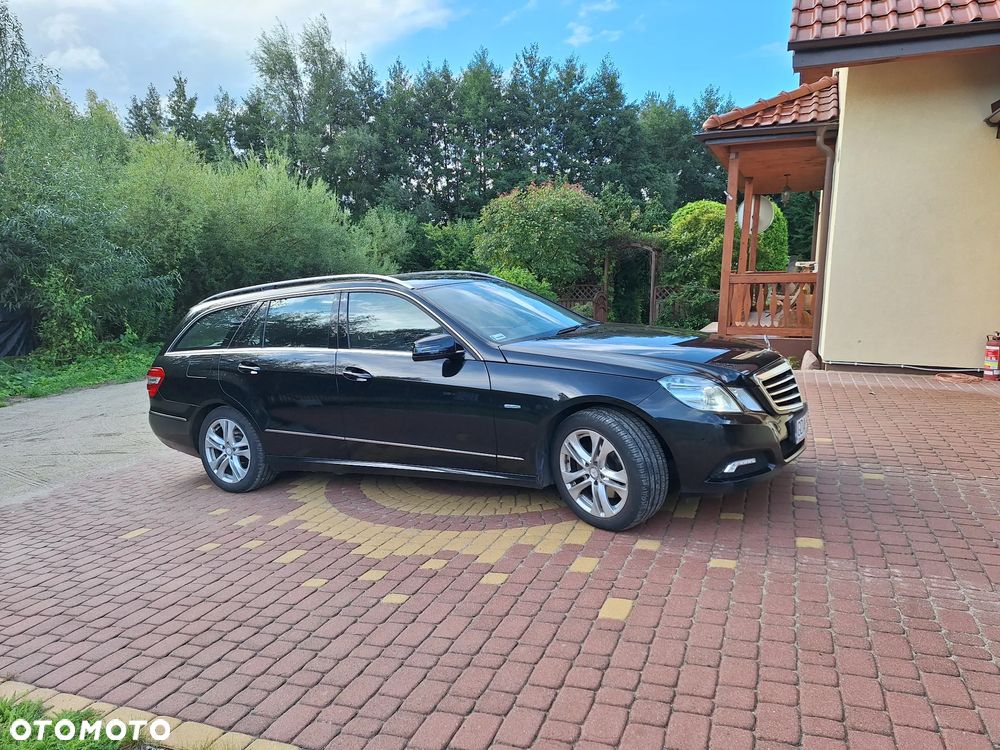 Mercedes-Benz Klasa E 250 CGI BlueEff Avantgarde - 2