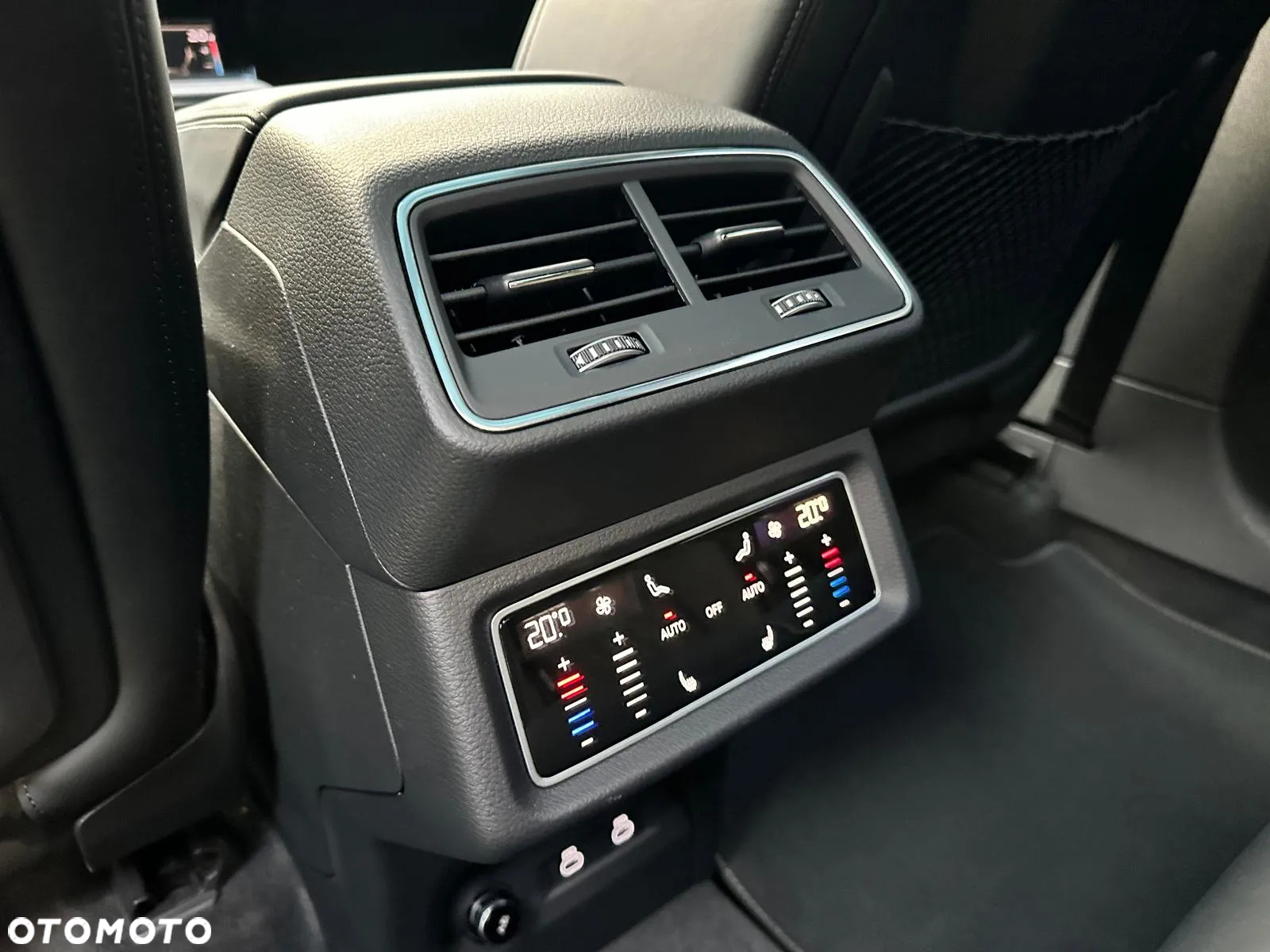 Audi e-tron S Quattro - 15