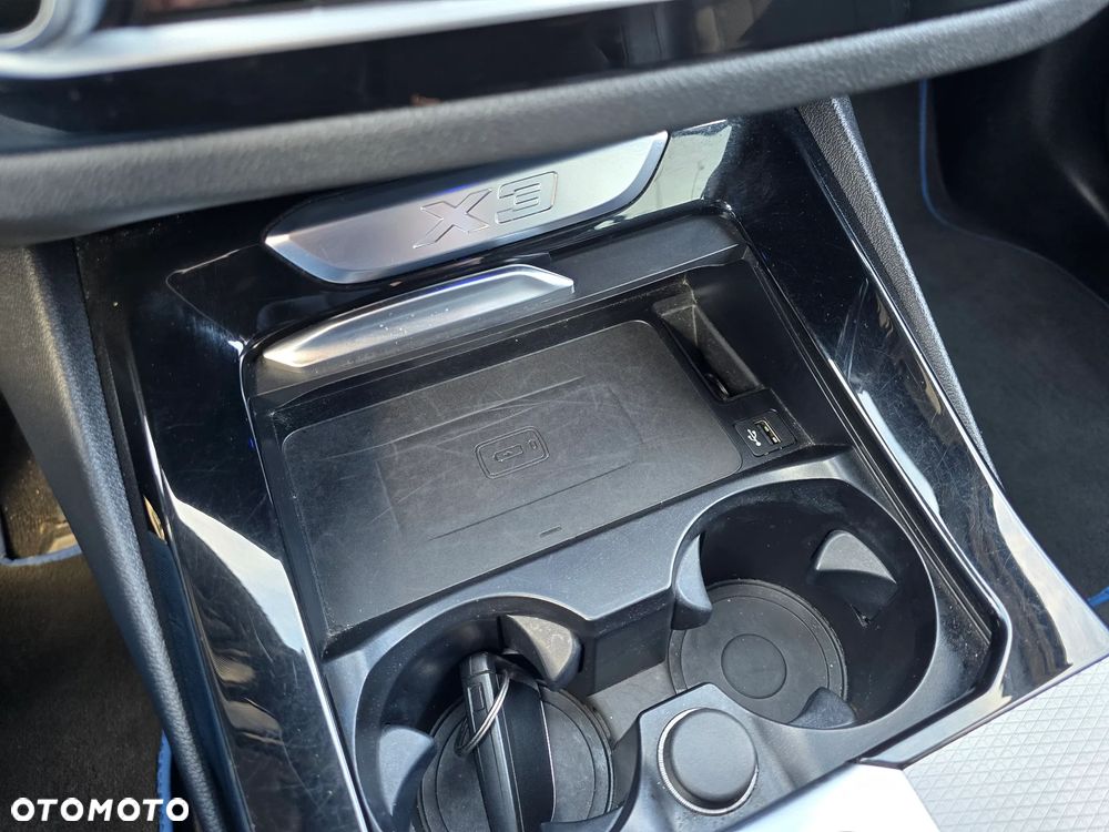 BMW X3 xDrive20d xLine - 36