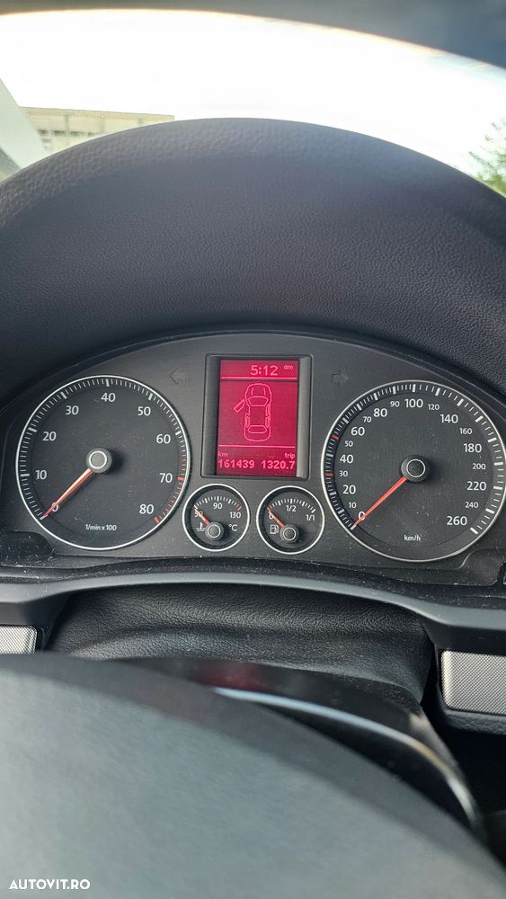 Volkswagen Jetta - 8