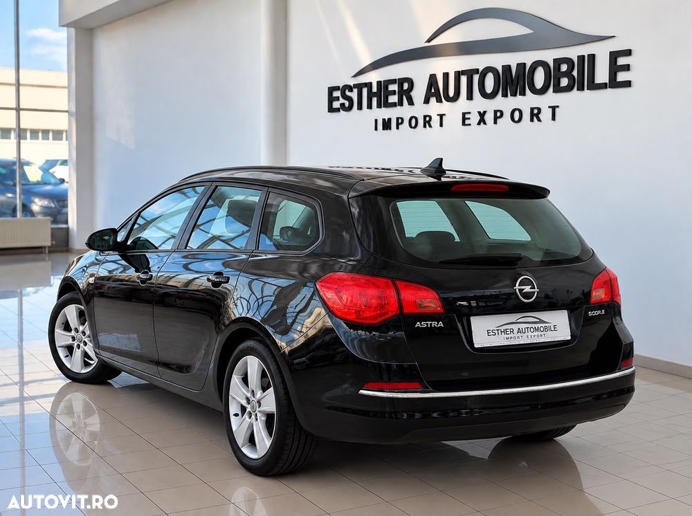 Opel Astra - 4