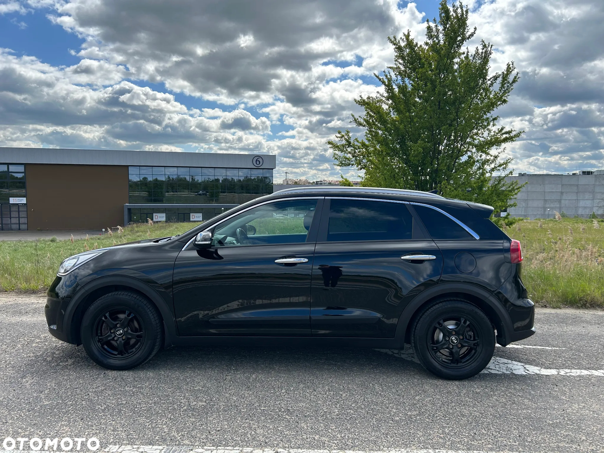 Kia Niro 1.6 GDI Hybrid M - 3