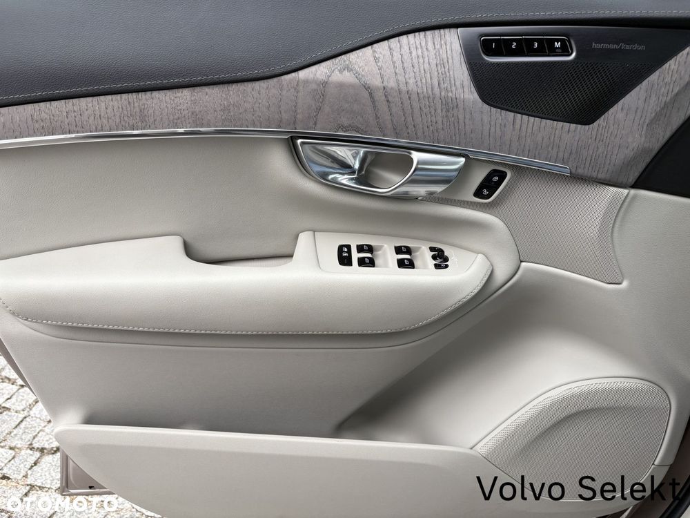 Volvo XC 90 - 17