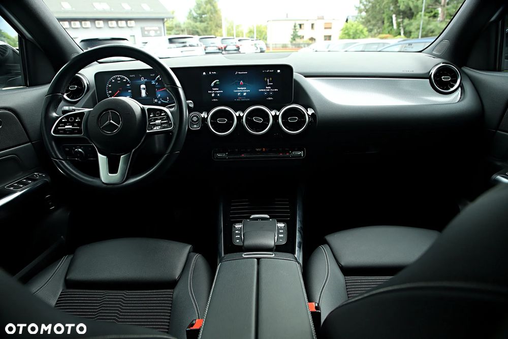 Mercedes-Benz GLA 200 Style - 27