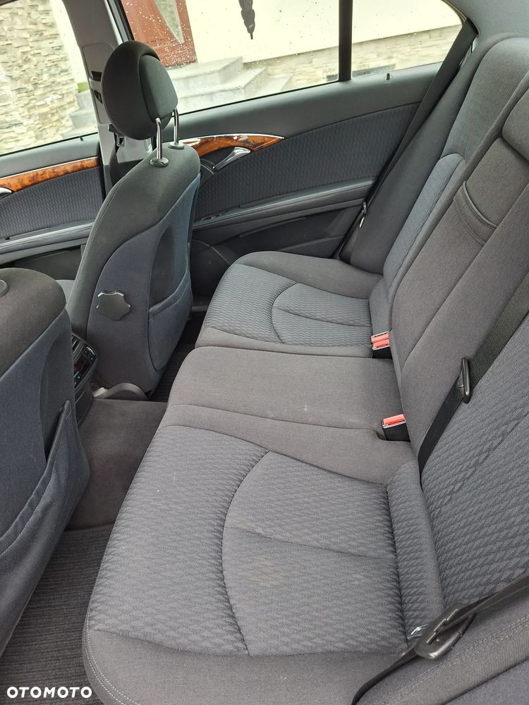 Mercedes-Benz Klasa E - 8