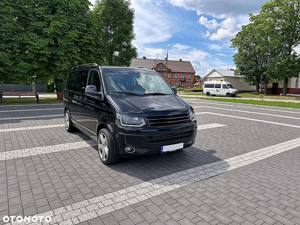 Volkswagen Multivan - 2