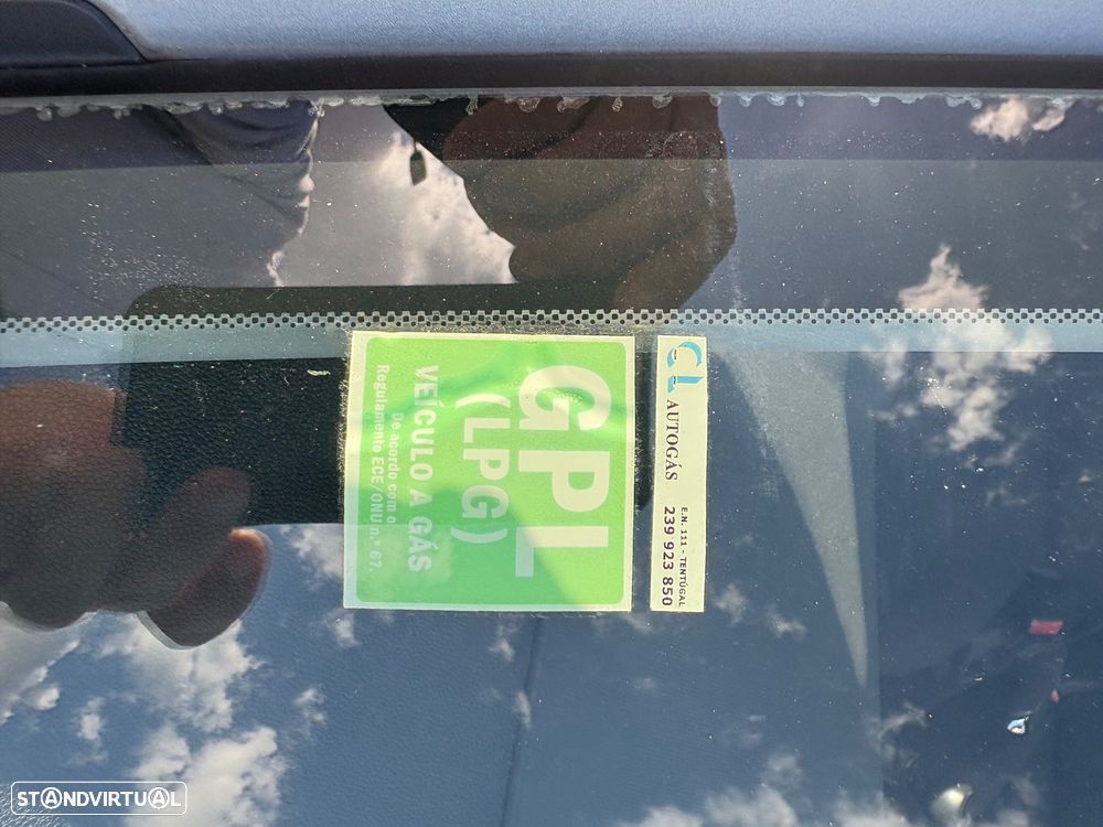Opel Corsa 1.2 Go! FlexFuel - 43