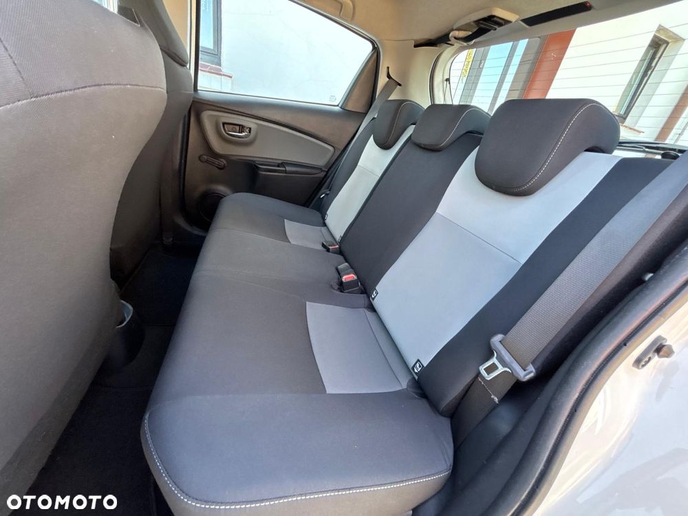 Toyota Yaris Hybrid 100 Premium - 15