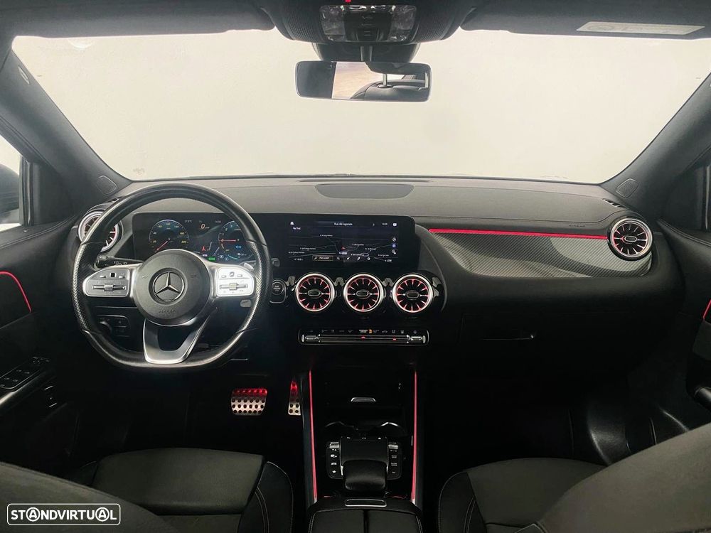 Mercedes-Benz GLA 250 e AMG Line - 12