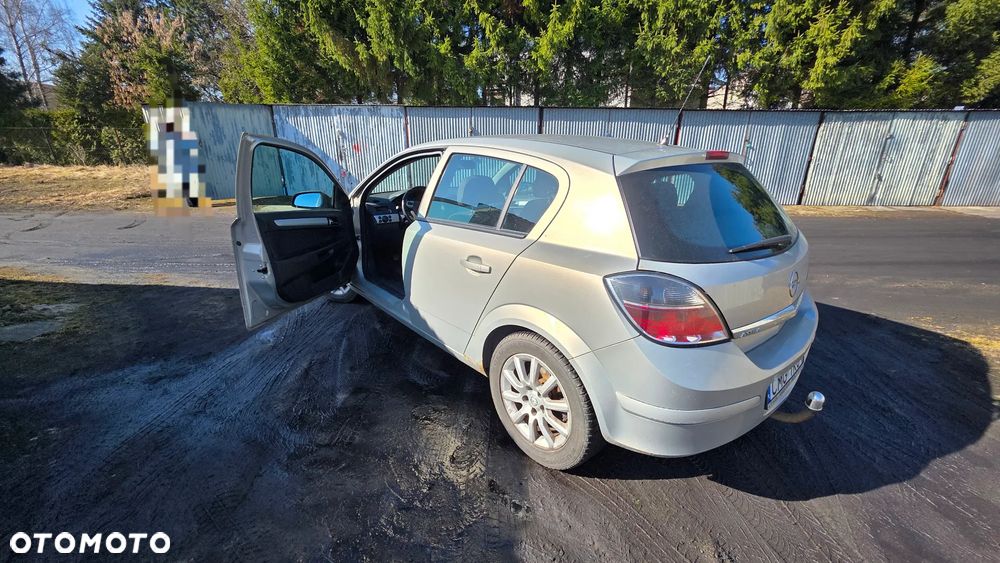 Opel Astra 1.6 - 5
