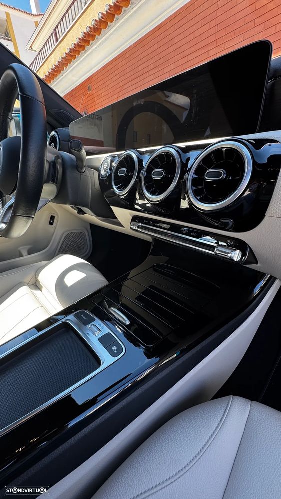 Mercedes-Benz CLA 250 e 8G-DCT - 18