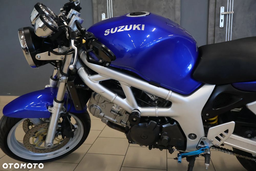 Suzuki SV - 13