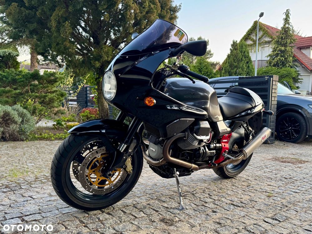Moto Guzzi V11 - 12