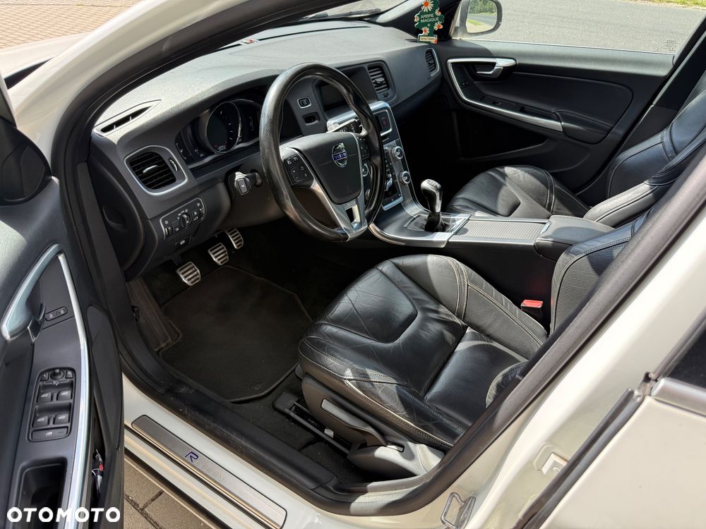 Volvo S60 D2 Drive-E R-Design Momentum - 6