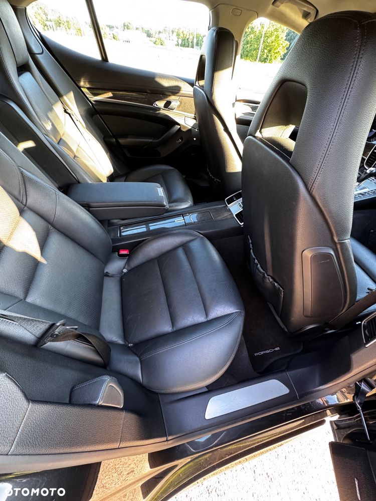 Porsche Panamera 4 PDK - 10