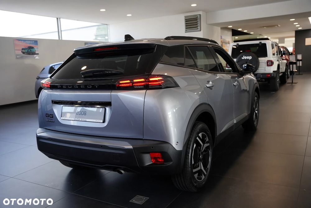 Peugeot 2008 1.2 PureTech Allure S&S - 4