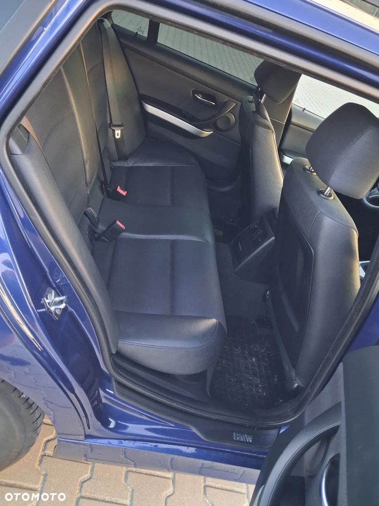 BMW Seria 3 320i - 18