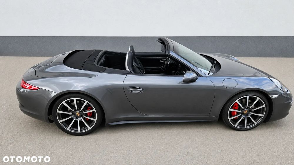 Porsche 911 Carrera 4S PDK - 23