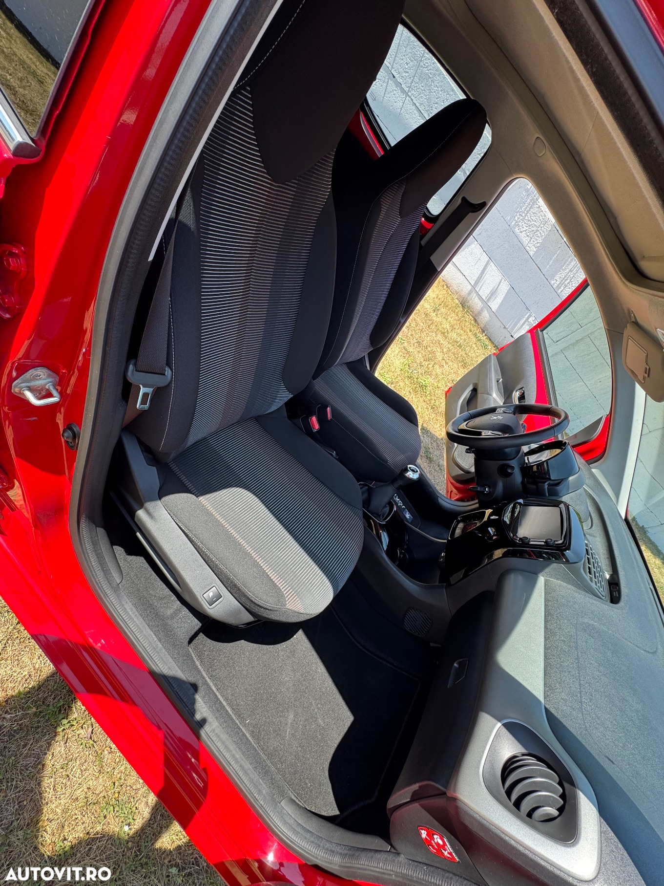 Peugeot 108 PureTech 82 Top! Allure - 15