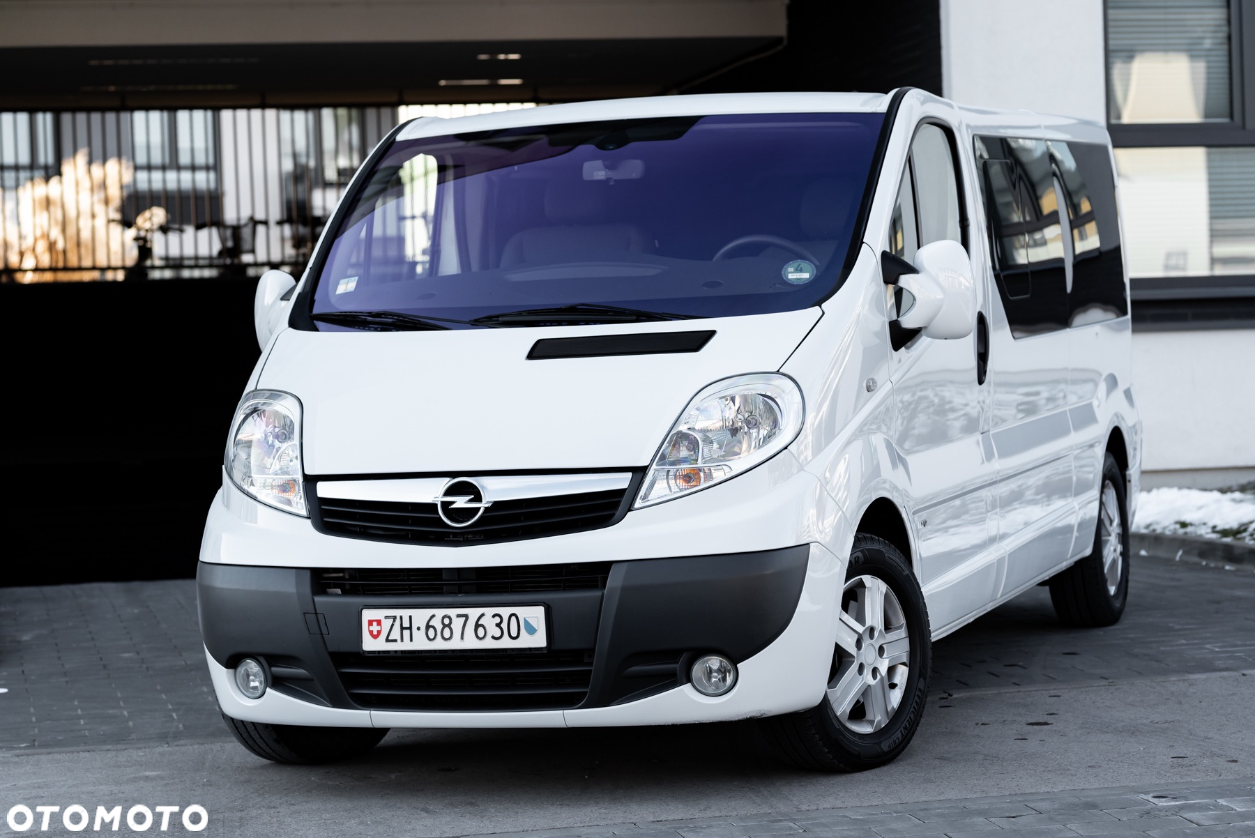 Opel Vivaro 2.5 CDTI L2H1 (Tecshift) Easytronic Life - 4