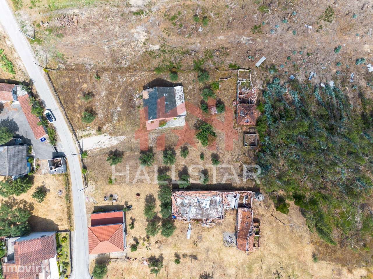 Moradia para Restaurar / Total de 1317m2 / Casal do Ribeiro - Grande imagem: 5/21